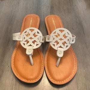 Brand new women’s sandals